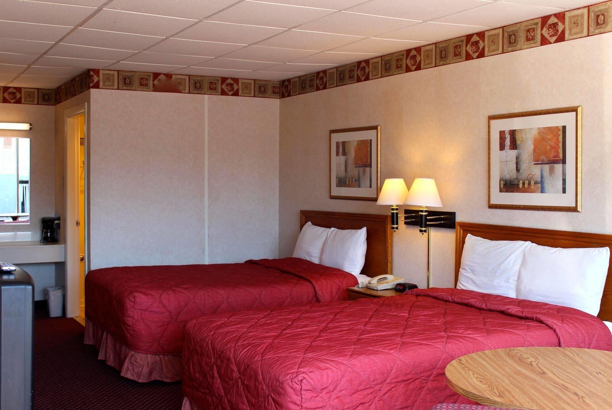 Regency Inn Richmond Dumbarton Екстер'єр фото