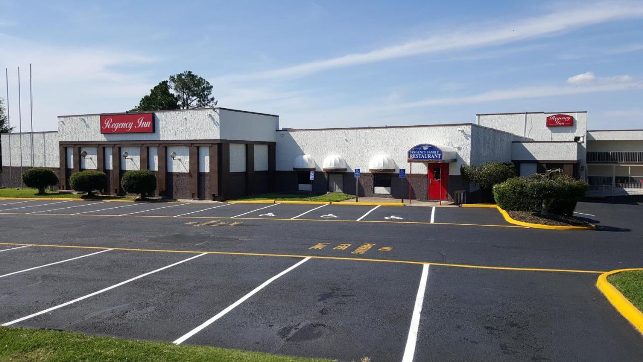 Regency Inn Richmond Dumbarton Екстер'єр фото